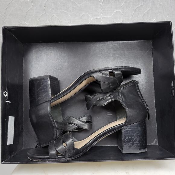VTG Via Spiga Janel Heels Womens 7 Black Leather Chunky Twisted Strap Block Heel - Picture 6 of 16